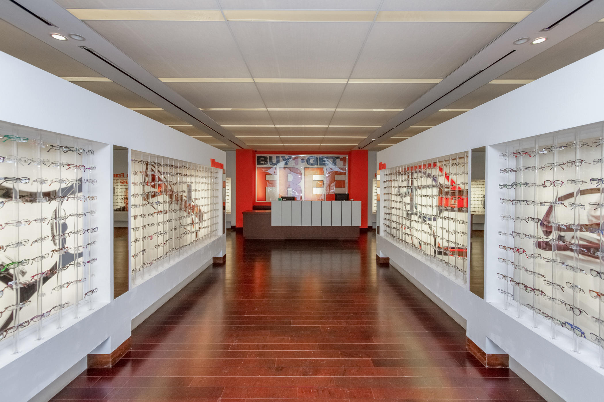 Store Interior at Stanton Optical store in Tonawanda, NY 14150