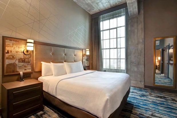 Images Embassy Suites by Hilton Rockford Riverfront