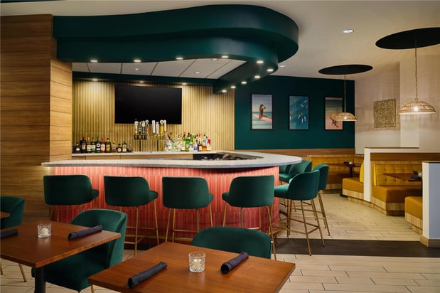 Images The DEXTRO Little Italy, BW Premier Collection