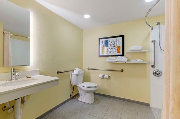 Images Best Western Plus North Shore Hotel