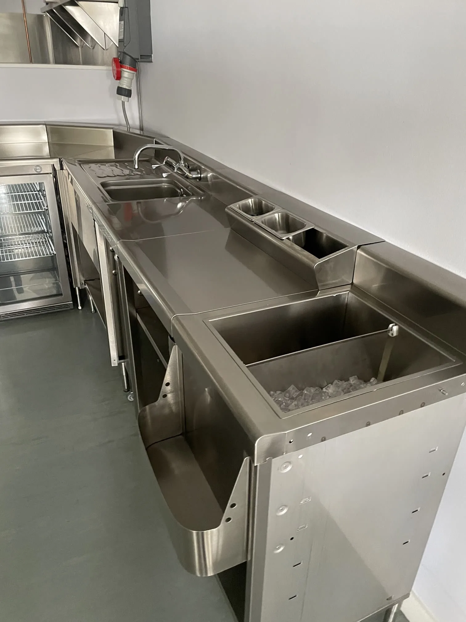 Images Advanced Catering Services Ltd
