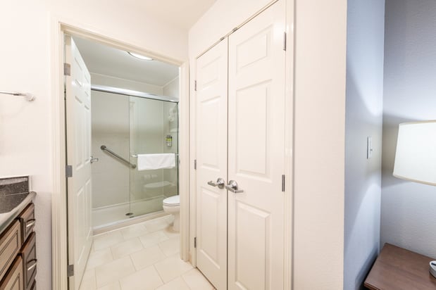 Images Staybridge Suites Charleston-Ashley Phosphate by IHG