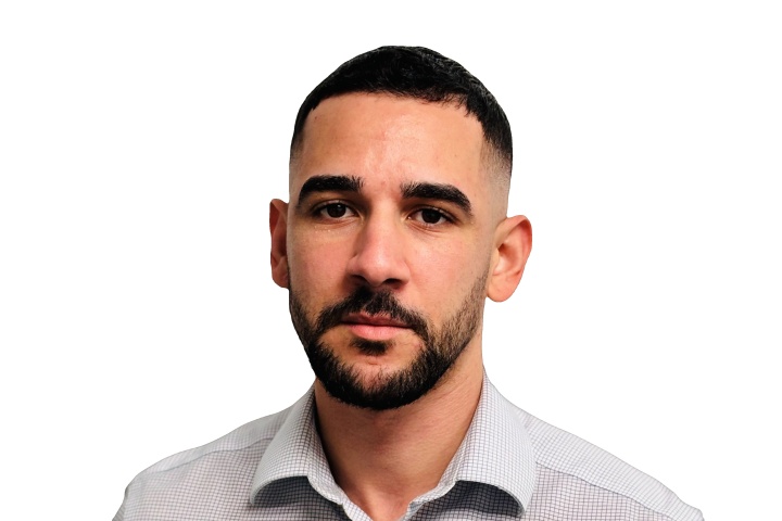 Reda Begdouri, Optician Director in our Tonbridge store