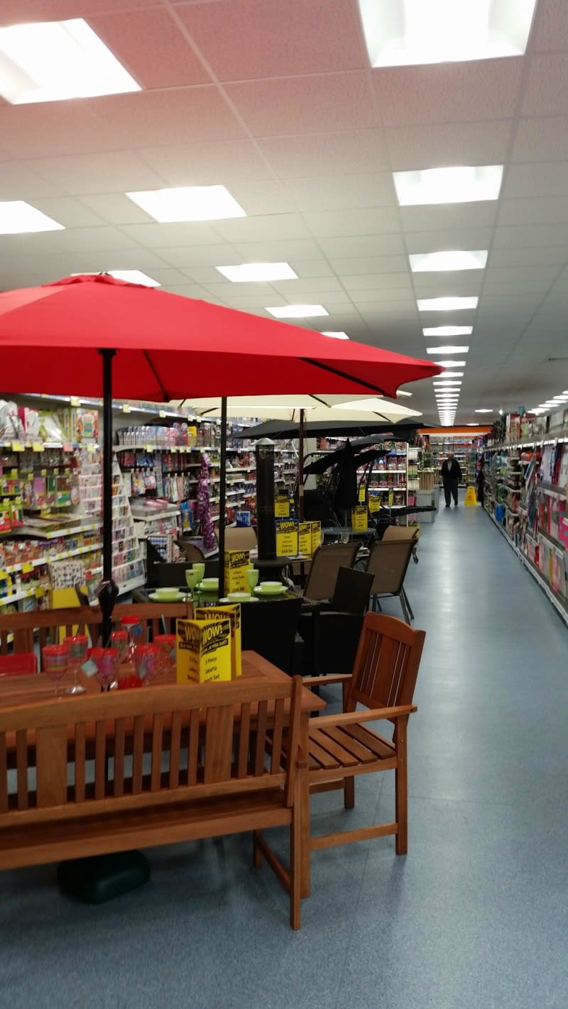 A look at B&M's latest garden furniture range at the new Brigg store.
