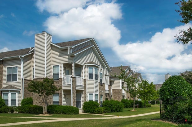 Images Waterford Place Apartment Homes