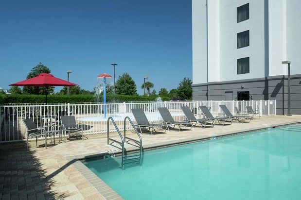 Images Hampton Inn & Suites Panama City Beach-Pier Park Area