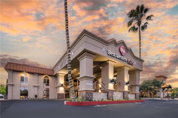 Images Best Western Plus Hilltop Inn