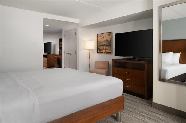 Images Hilton Garden Inn Charleston Waterfront/Downtown