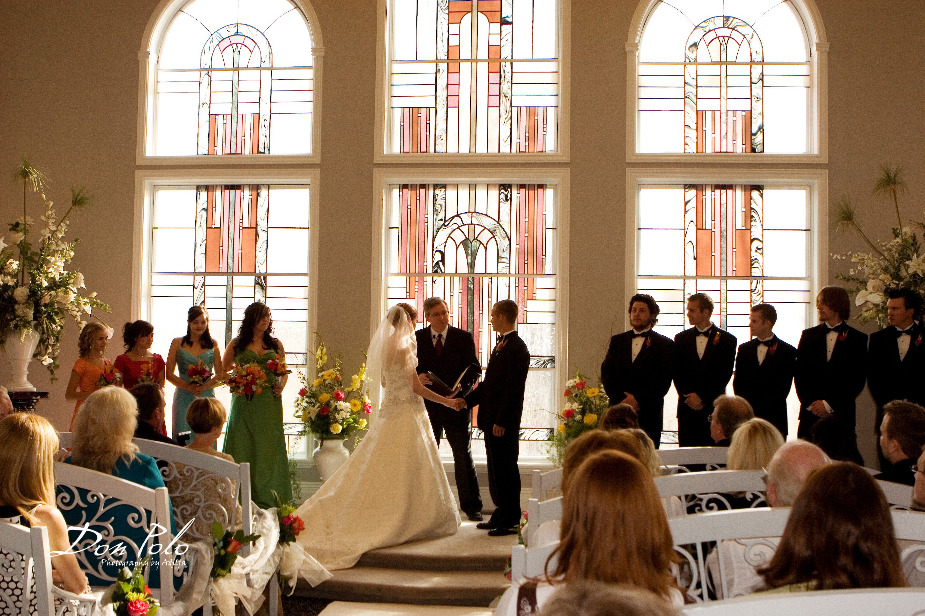 Millennial Falls wedding ceremony