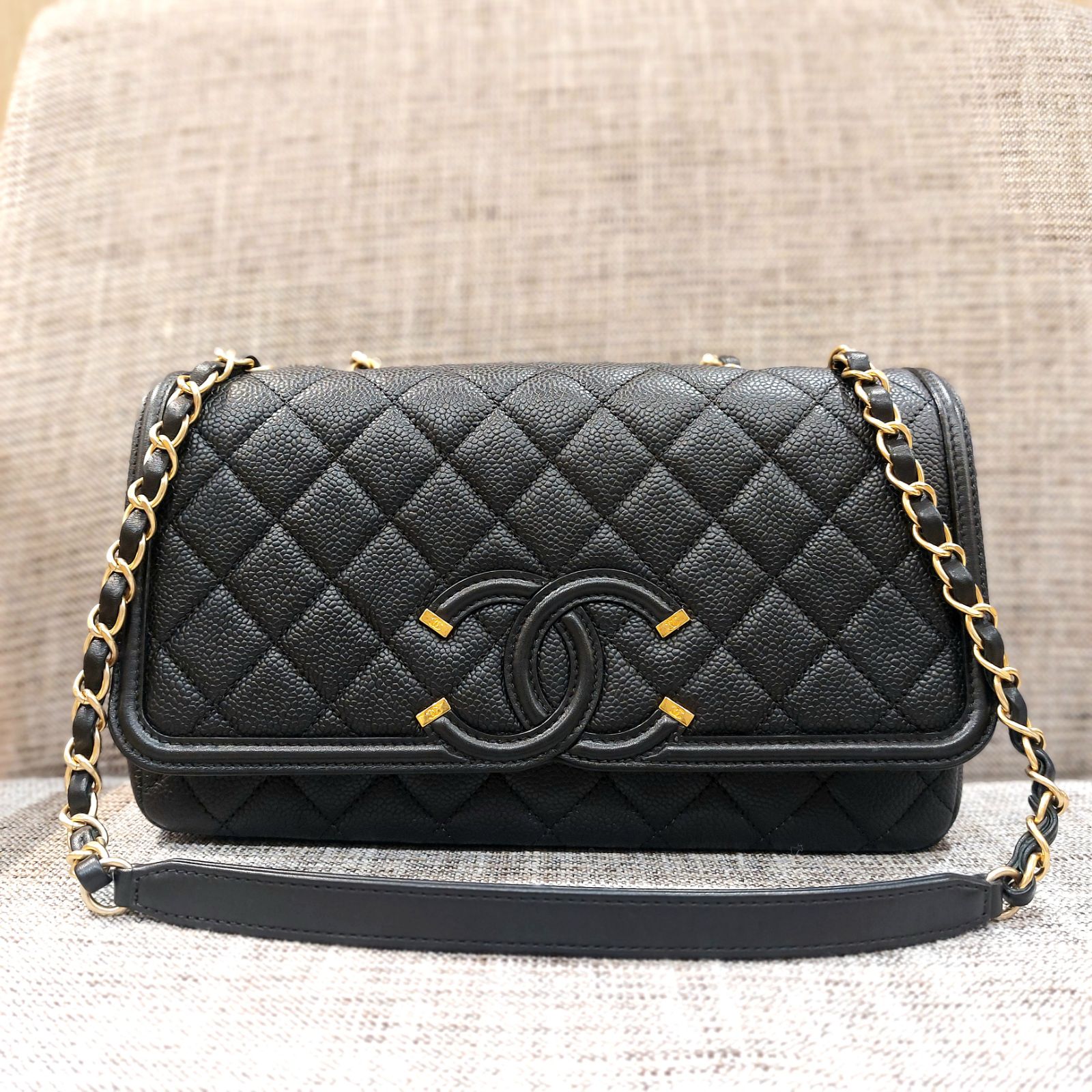 Images KOMEHYO（コメ兵）買取センター大丸須磨