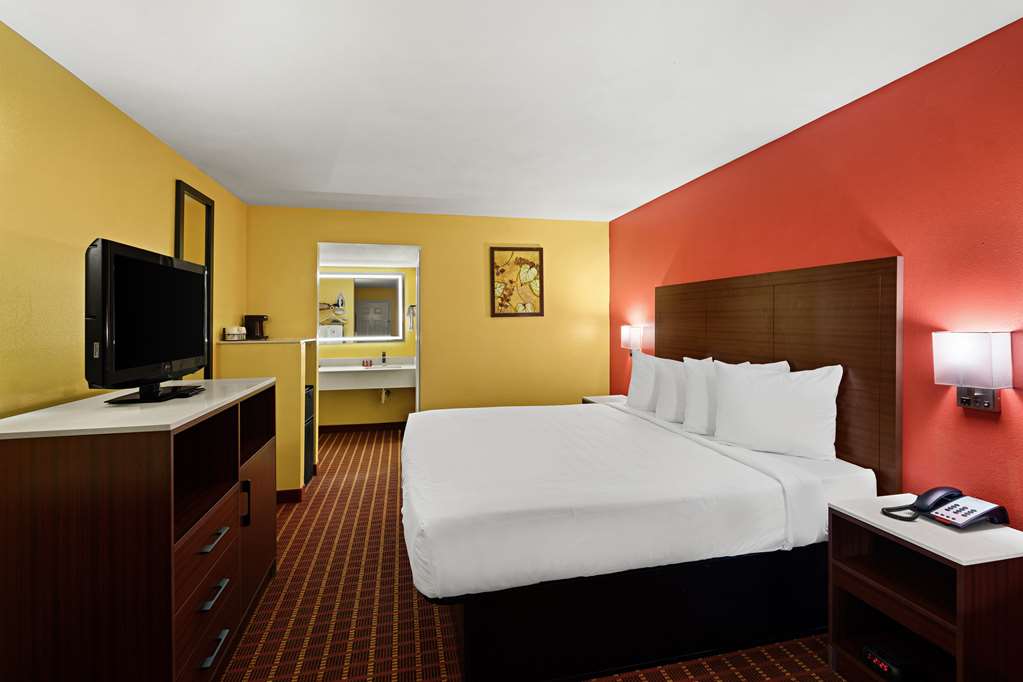 King Guestroom