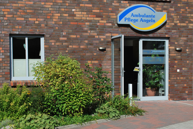 Ambulante Pflege Angeln Diakonisches Sozialzentrum Ggmbh Offnungszeiten Adresse Telefon