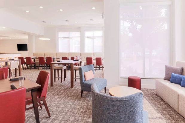 Images Hilton Garden Inn Reno