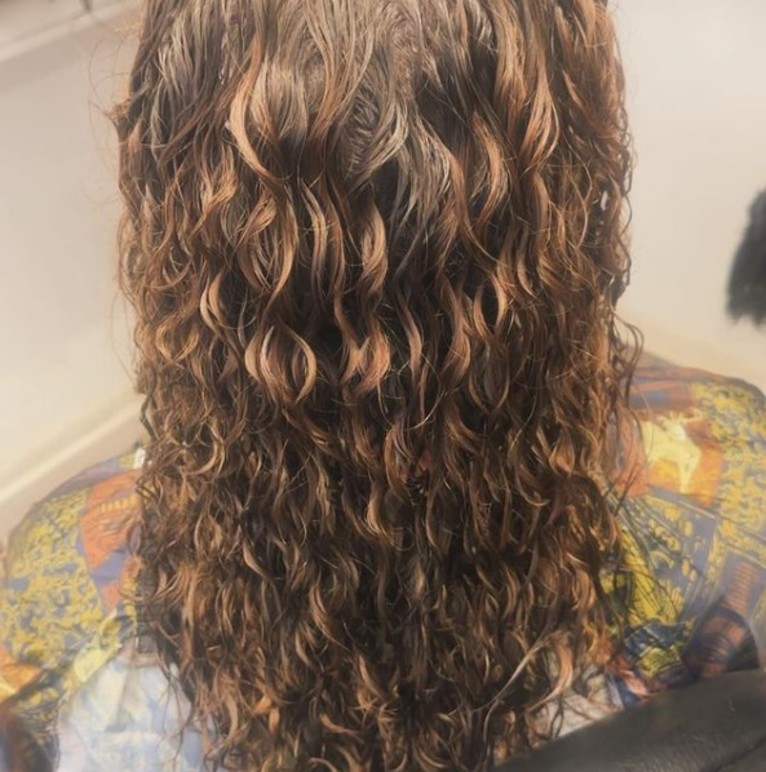 Images Faith Elegant Saloon