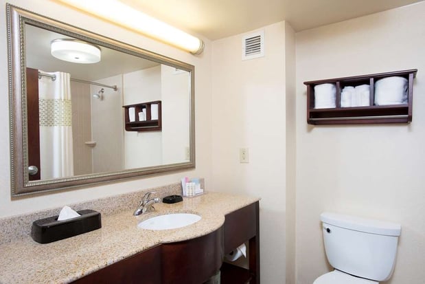 Images Hampton Inn & Suites Cincinnati-Union Centre