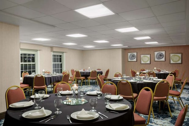 Images Homewood Suites by Hilton Kansas City-Airport