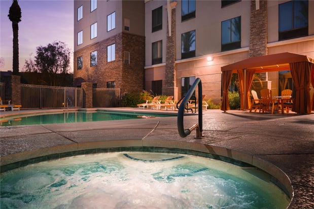 Images Hilton Garden Inn Phoenix North Happy Valley