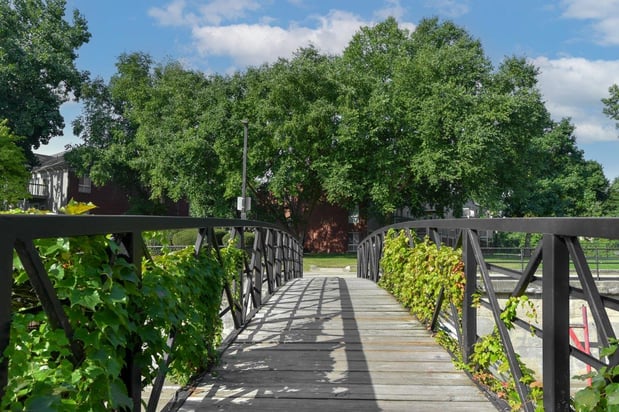 Images The Pointe at St. Joseph Apartment Homes
