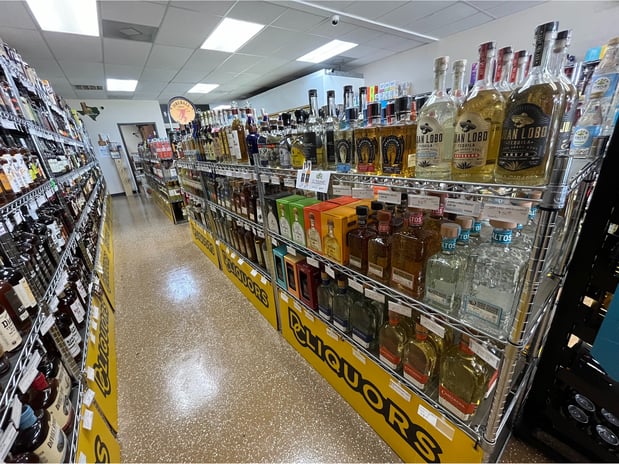 Images DC Liquors - NW Military