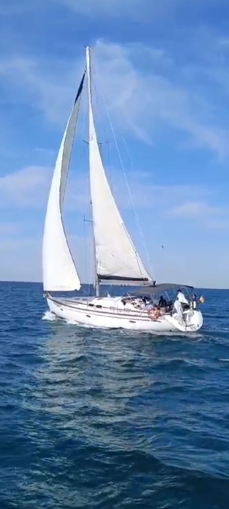 Images A Tu Bola Charter