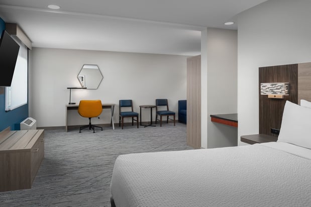 Images Holiday Inn Express Spokane Airport by IHG