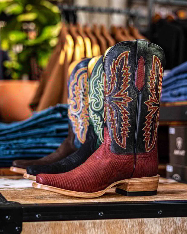 Images Ariat Brand Shop