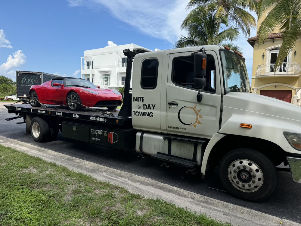 When you need fast towing, Nite & Day Towing Service is here to deliver quick and dependable service. I am committed to providing efficient towing solutions, ensuring that your vehicle is taken care of without unnecessary delays. Wherever you are, Nite & Day Towing Service is ready to respond and get you moving again.