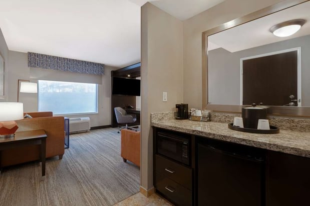 Images Hampton Inn & Suites Seattle/Federal Way