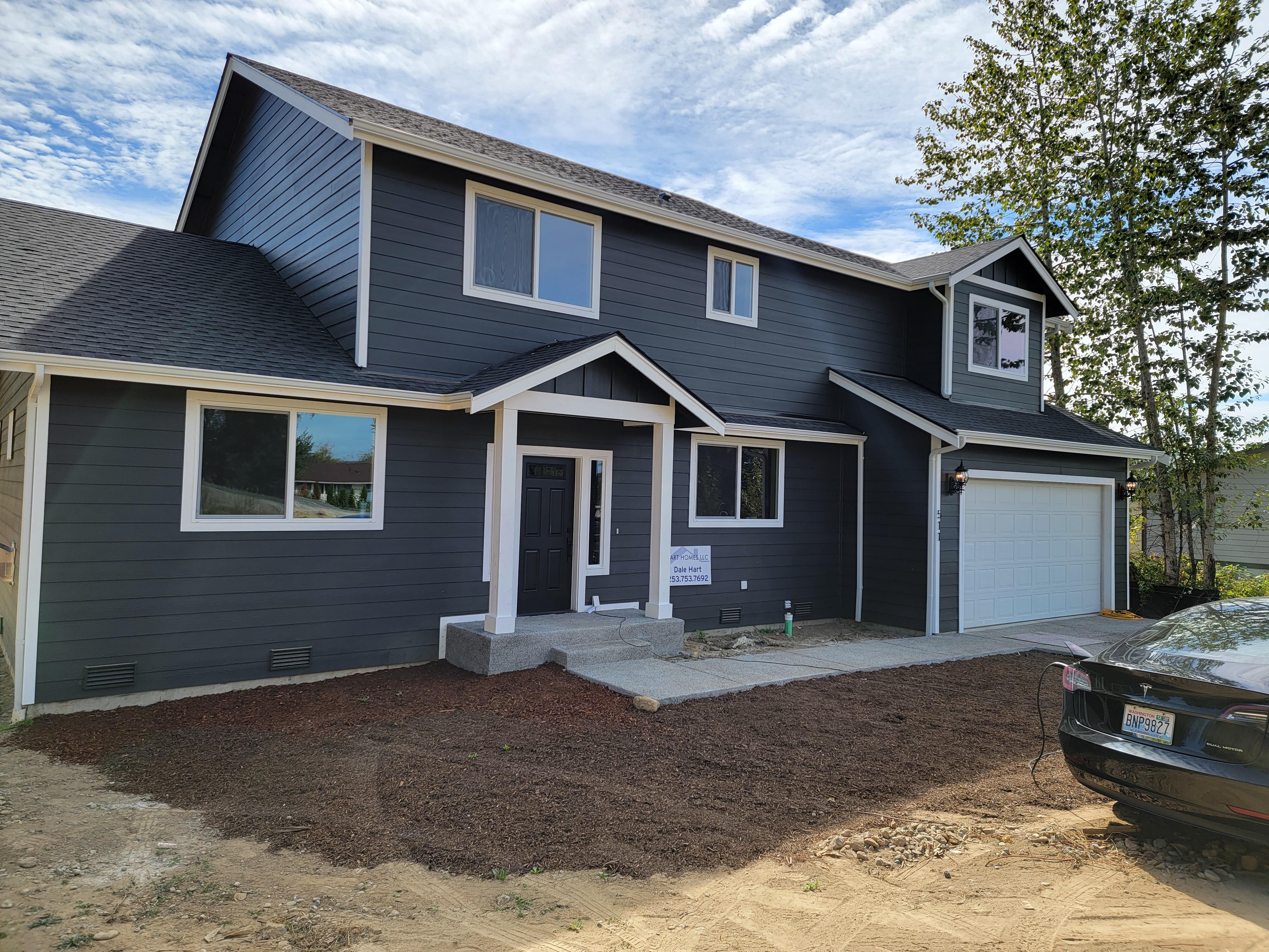 Experience the luxury of a tailor-made home with Hart Homes LLC, your premier custom home builder in Tahuya, WA. We turn your vision into reality, crafting homes that perfectly suit your lifestyle and preferences.