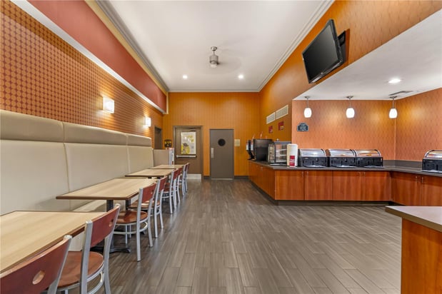 Images Best Western Plus Stovall's Inn