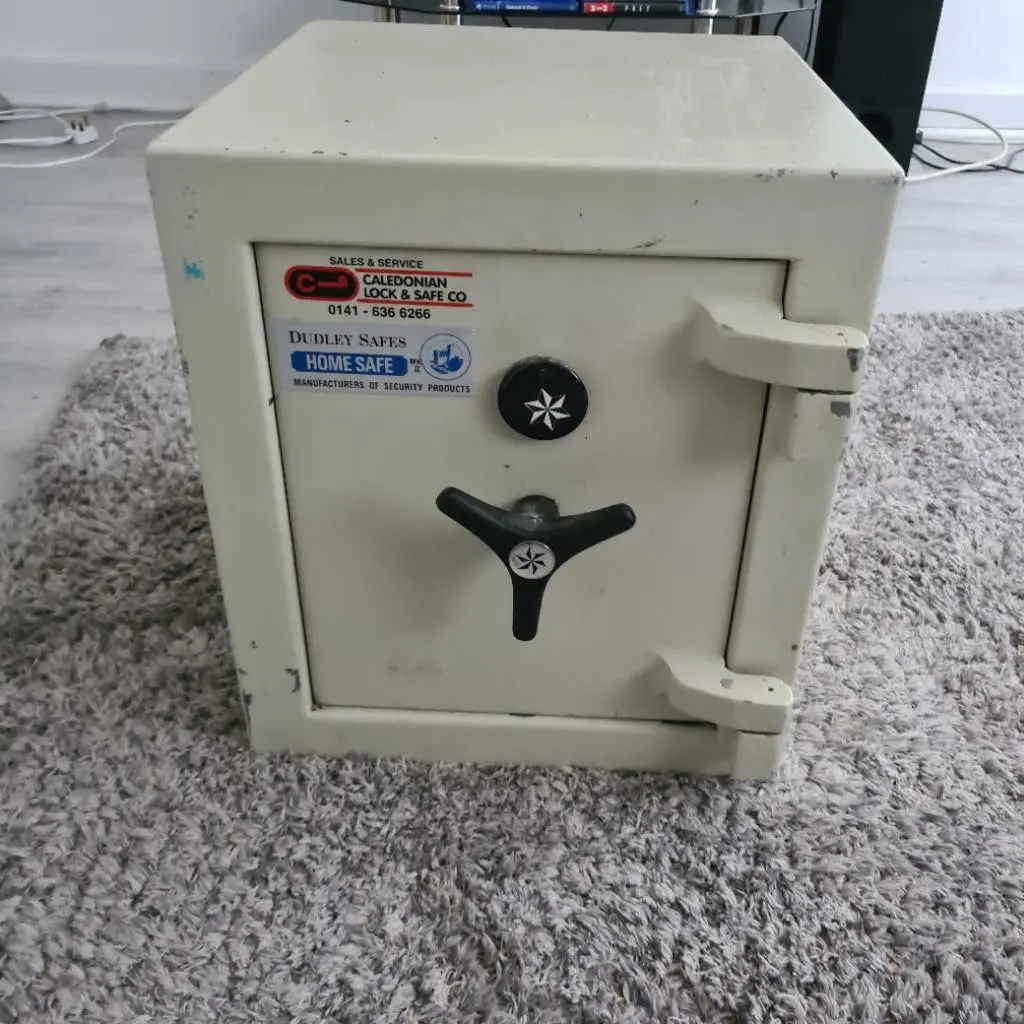 Images KG Lock & Safe Ltd