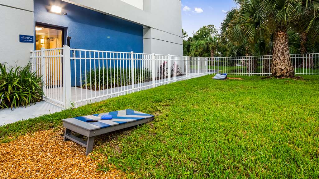Outdoor Activity Area 