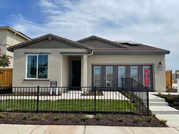 Images Autumn Trails at Westlake by Richmond American Homes