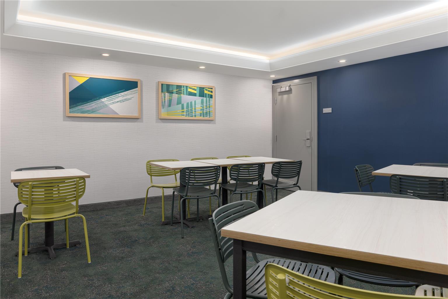 Images Spark by Hilton Toronto Mississauga