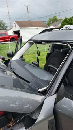 Images Skyview Auto Glass Walled Lake