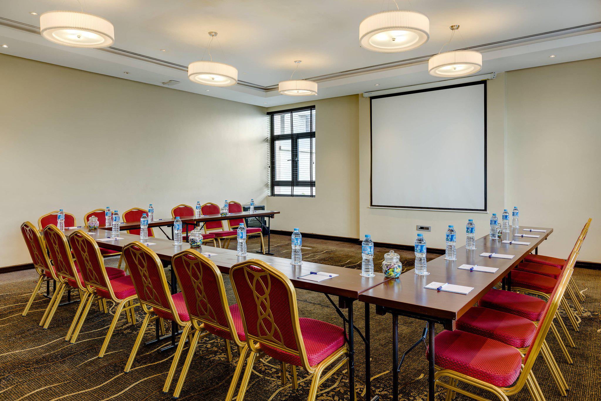 Fotos - Protea Hotel by Marriott Ikeja Select - 51