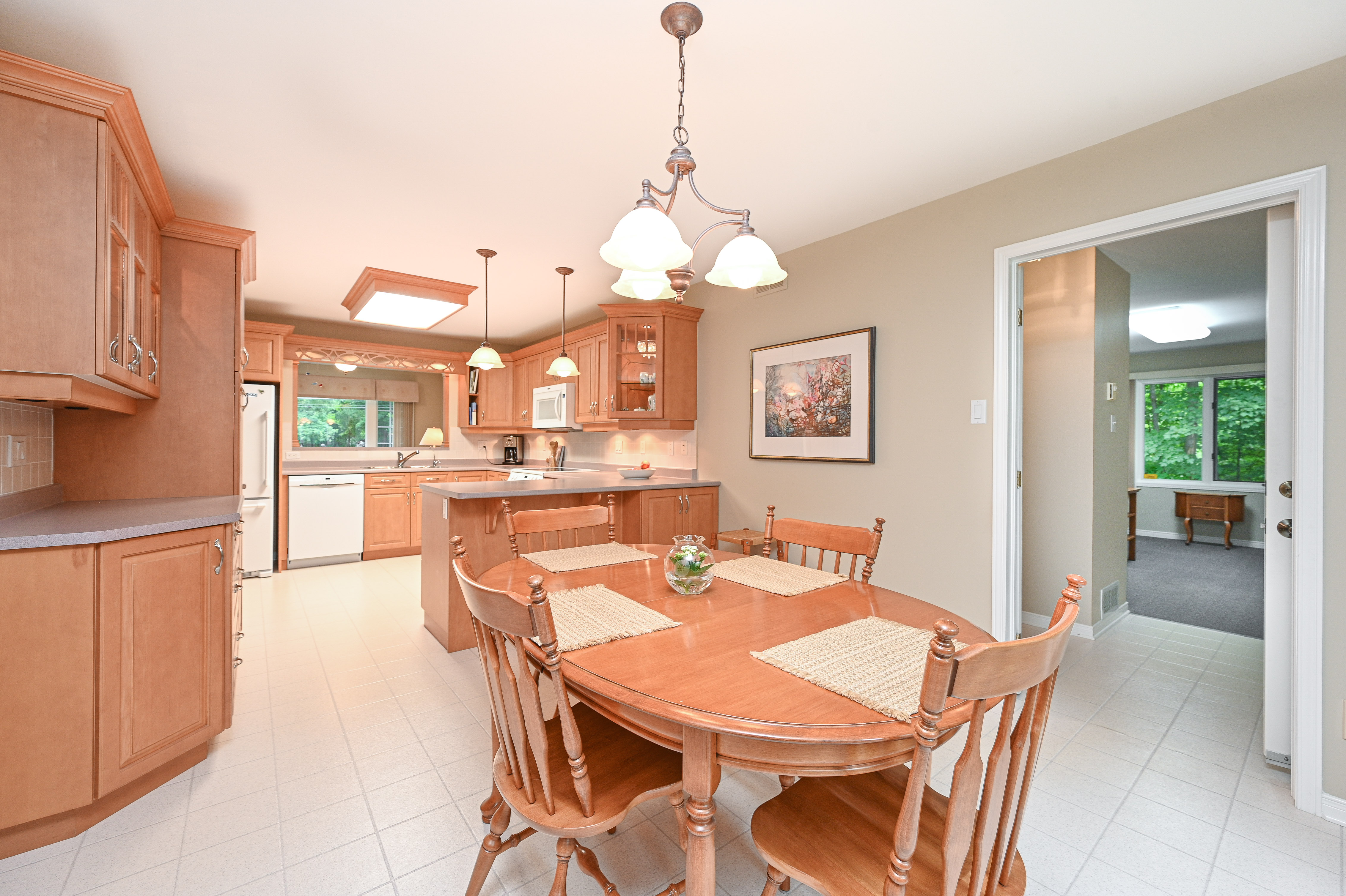 Images Leif Olson - Ottawa Real Estate Agent - Hamre Team RE/MAX Affiliates