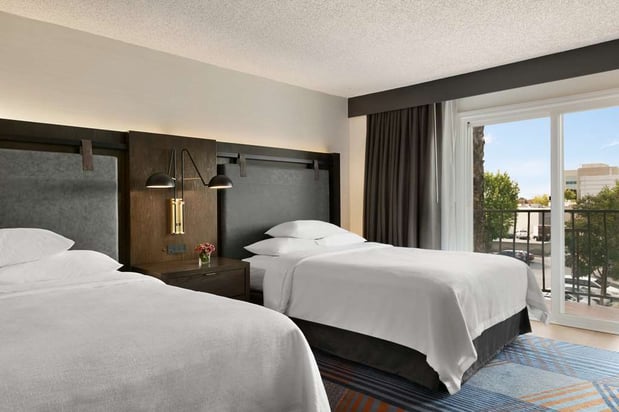 Images Embassy Suites by Hilton Los Angeles Downey