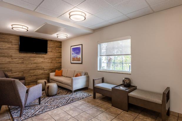 Images Candlewood Suites Bluffton-Hilton Head by IHG