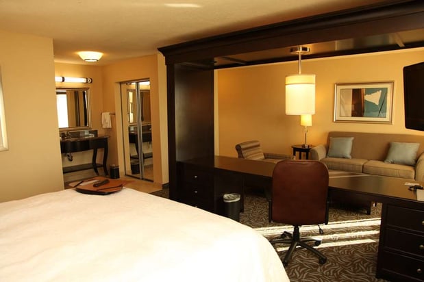 Images Hampton Inn & Suites Carlsbad