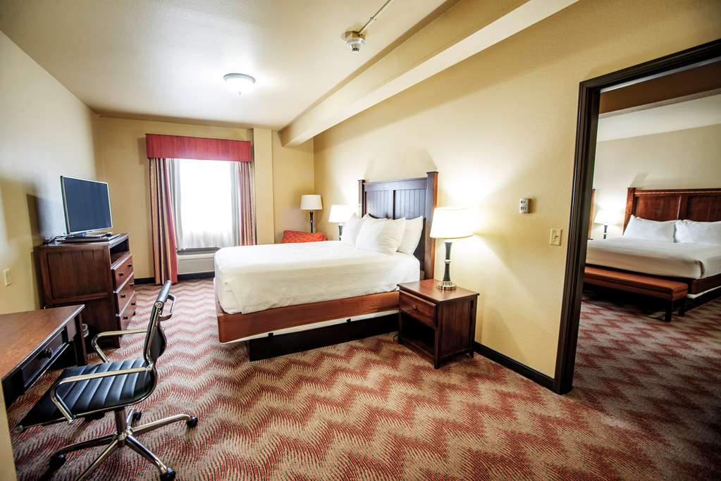Three Bed Suite with Sleeper Sofa Best Western Plus Cimarron Hotel & Suites Stillwater (405)372-2878