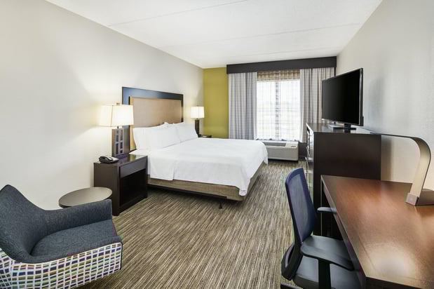 Images Holiday Inn Express & Suites Jacksonville SE- Med Ctr Area by IHG