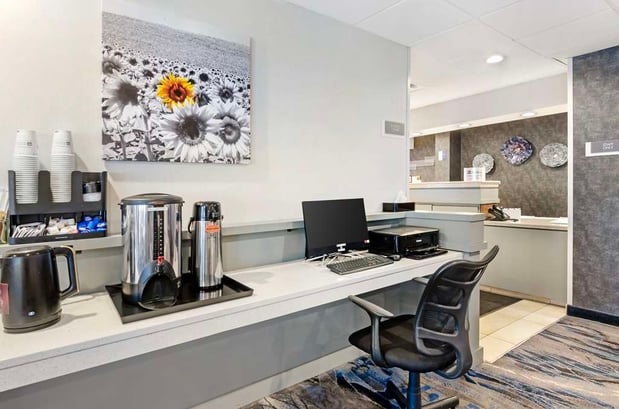 Images Best Western Plus Beckley Inn
