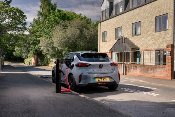 Images Connected Kerb Charging Stations