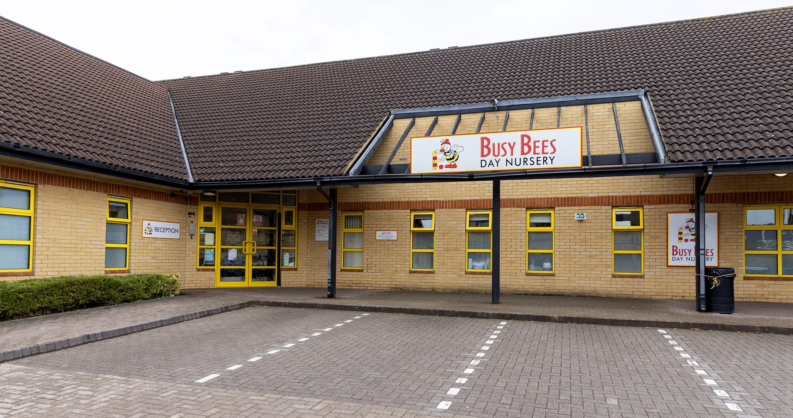 Busy Bees at Oldbrook - The best start in life Busy Bees at Oldbrook Milton Keynes 01908 231475