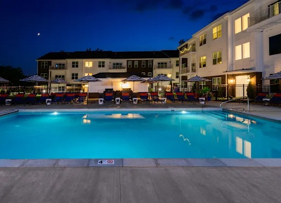 All Seasons Temperature Controlled Pool 
