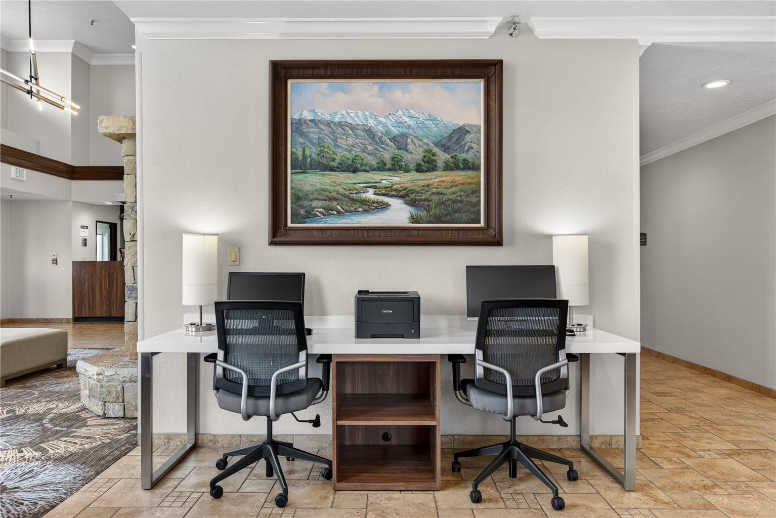 Guest Business Center