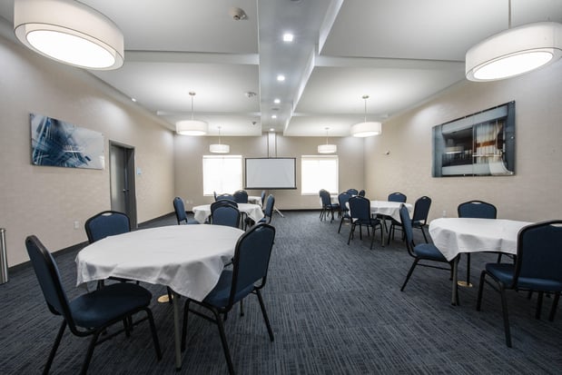 Images Holiday Inn Express & Suites Houston - Hobby Airport Area by IHG