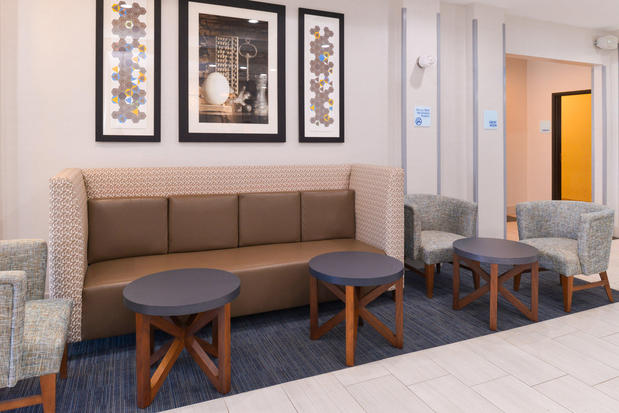 Images Holiday Inn Express & Suites Abilene Mall South by IHG
