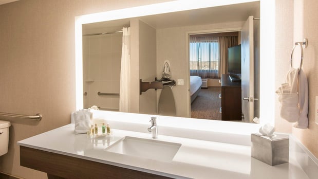 Images Holiday Inn Denver Lakewood by IHG